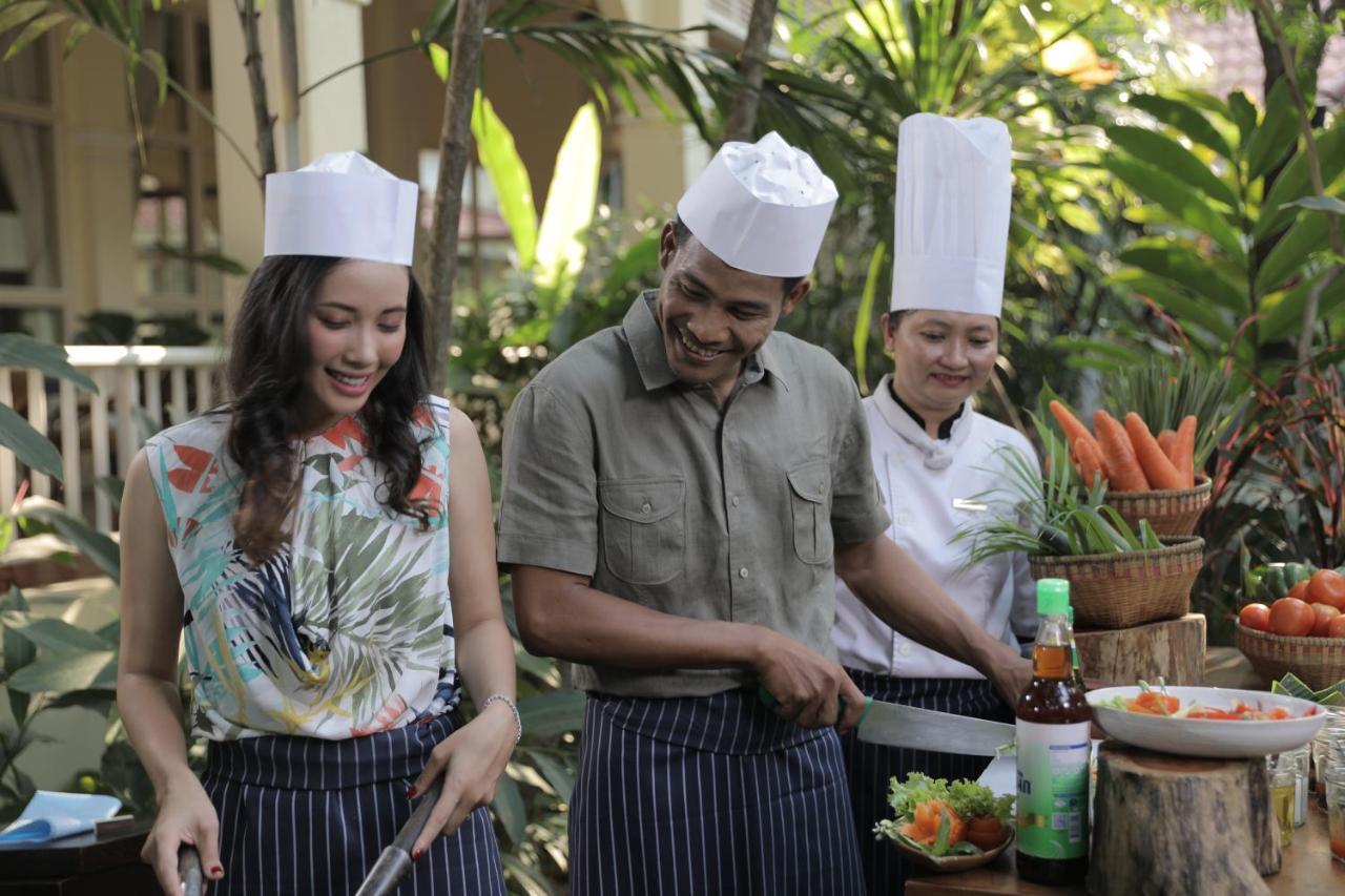 Sofitel Angkor Phokeethra Golf & Spa Resort Siem Reap Esterno foto