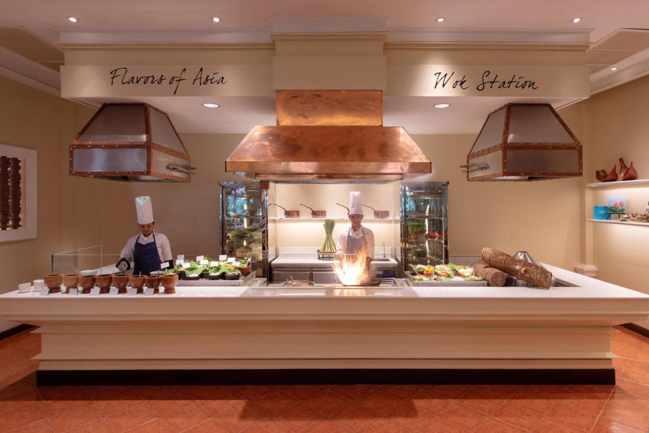 Sofitel Angkor Phokeethra Golf & Spa Resort Siem Reap Esterno foto