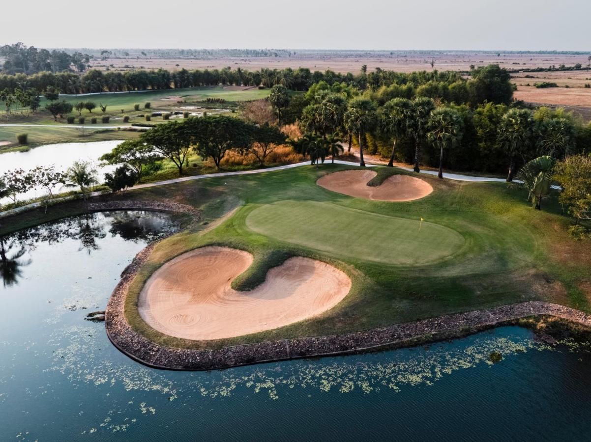 Sofitel Angkor Phokeethra Golf & Spa Resort Siem Reap Esterno foto